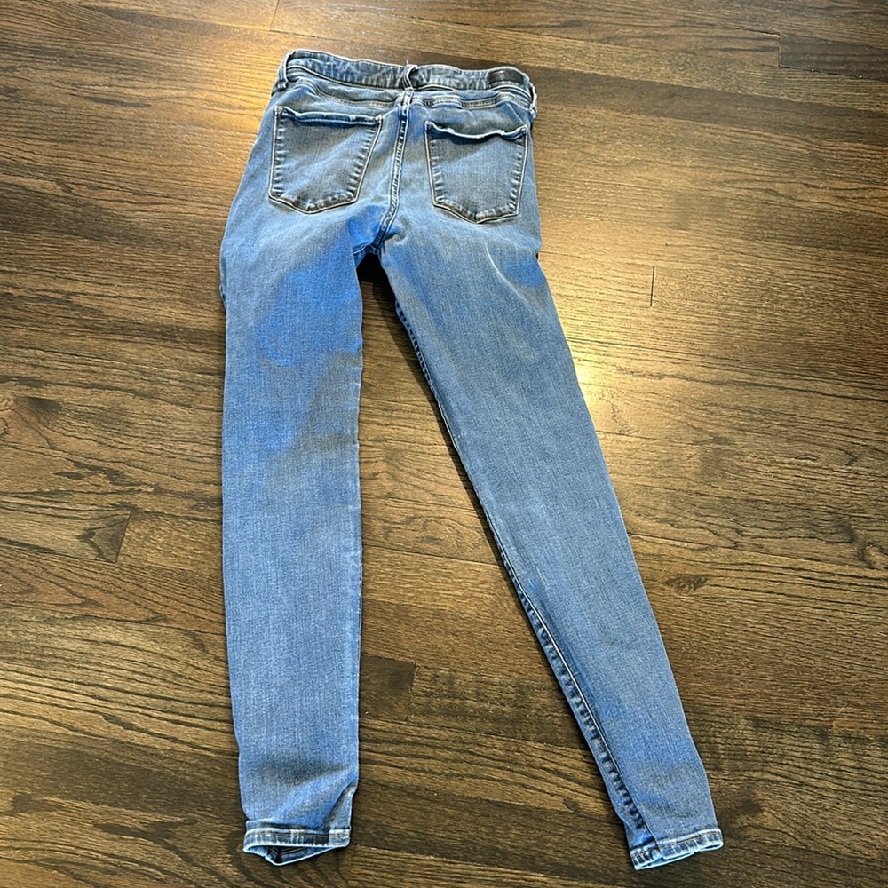 Abercrombie and Fitch Jeans Simone High Rose Super Skinny 28 6 Distressed EUC - Picture 7 of 7